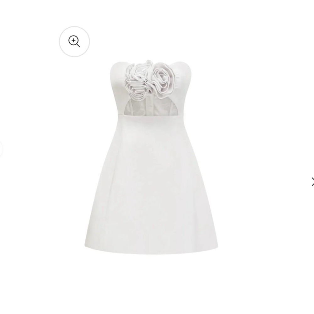 Elegant White Strapless Corset Mini Dress